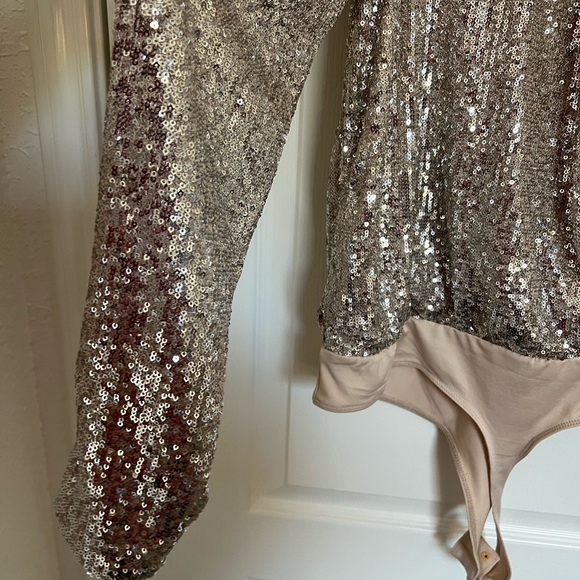 Rachel Zoe Champagne Sequin Bodysuit | L - Picture 14 of 15